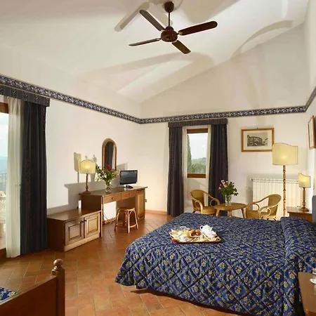 With Swimming Pool Surrounded By Greenery In San Donato Fronzano, With Air Conditioning And Breakfast Included *