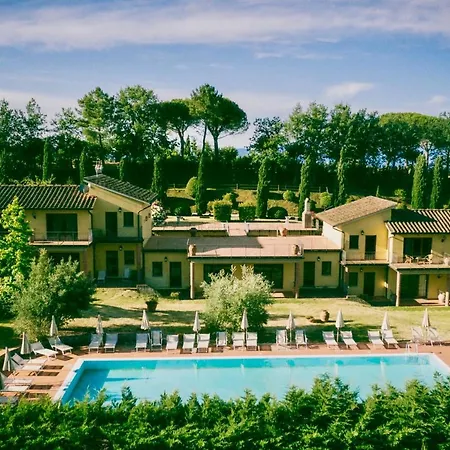With Swimming Pool Surrounded By Greenery In San Donato Fronzano, With Air Conditioning And Breakfast Included * San Donato in Fronzano